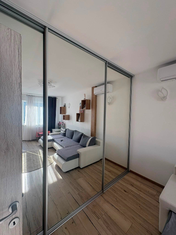 Apartament 2 camere zona TRACTORUL,Str Nicolae Labis