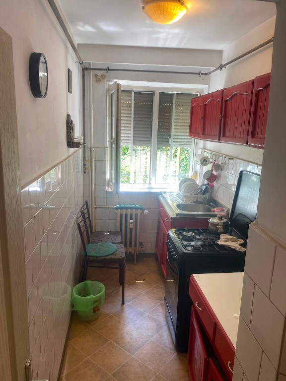 Apartament 2 camere PARTER zona KM 4-5