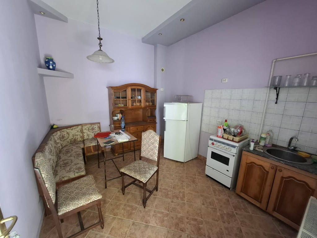 Vand casa zona Podgoria ID: RH-45502-property