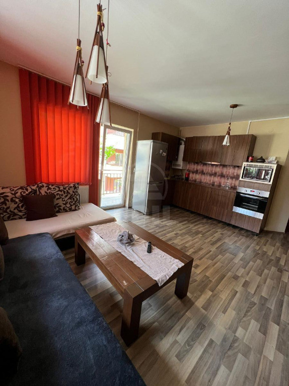 Inchiriere Apartament 2 camere semidecomandat, 50 mp