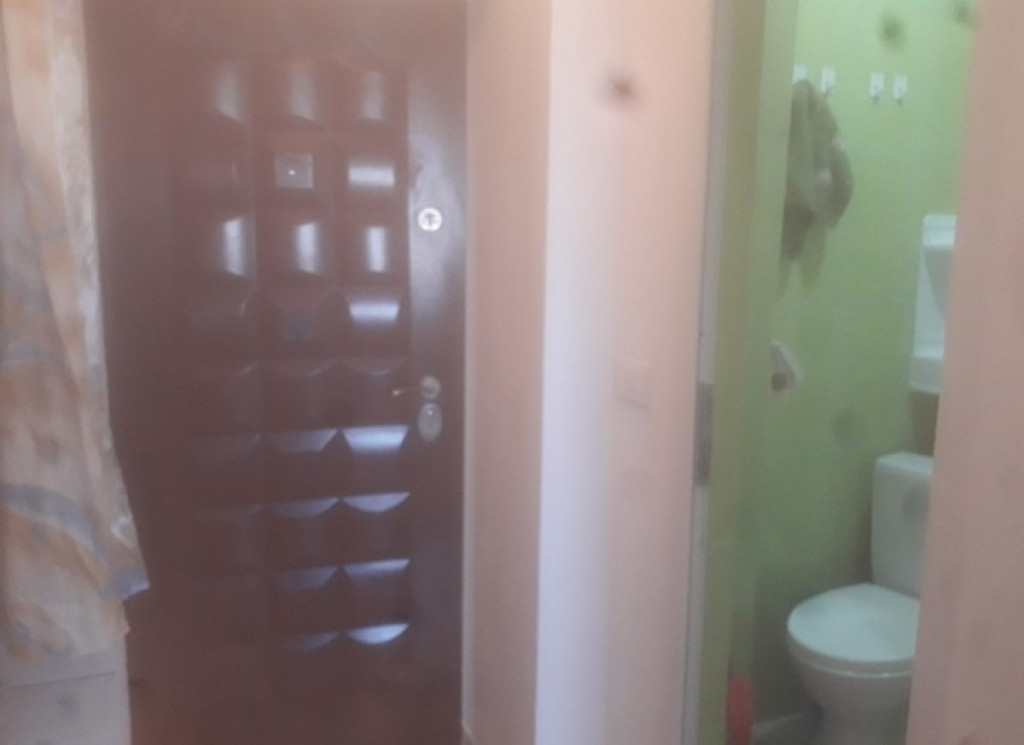 Garsoniera zona Zamca