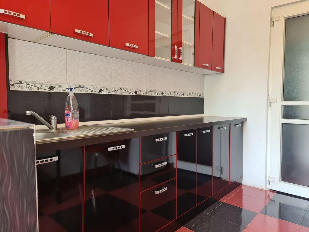 Apartament 2 camere de inchiriat – Micro 16, Galati
