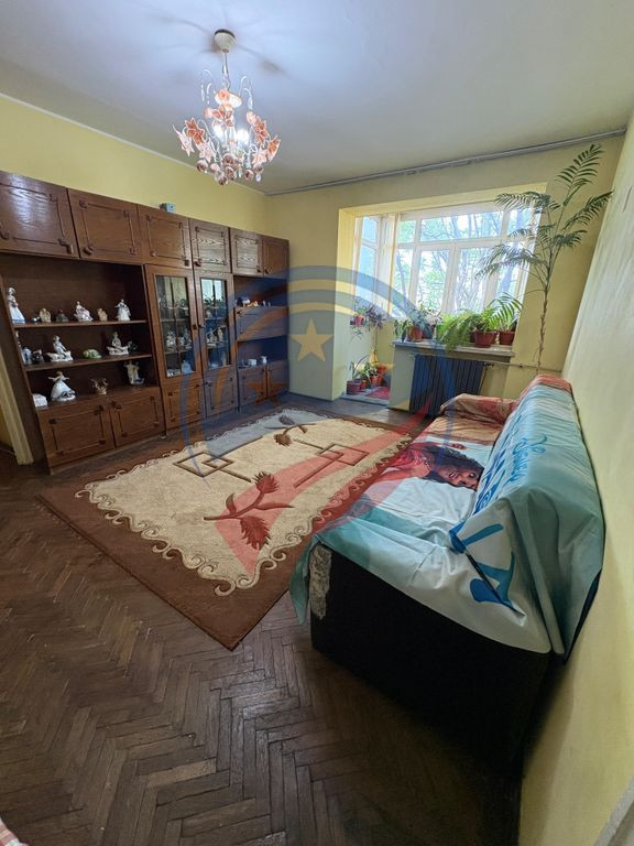 APARTAMENT 4 CAMERE , ETAJ 3 din 4, 2 BAI, 2 BALCOANE, CA...