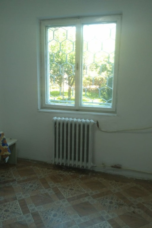 Garsoniera Zona Burdujeni - Parter