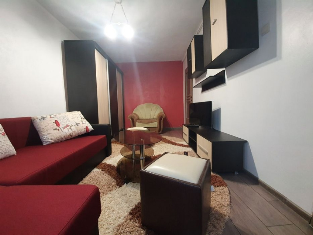 Apartament o camera