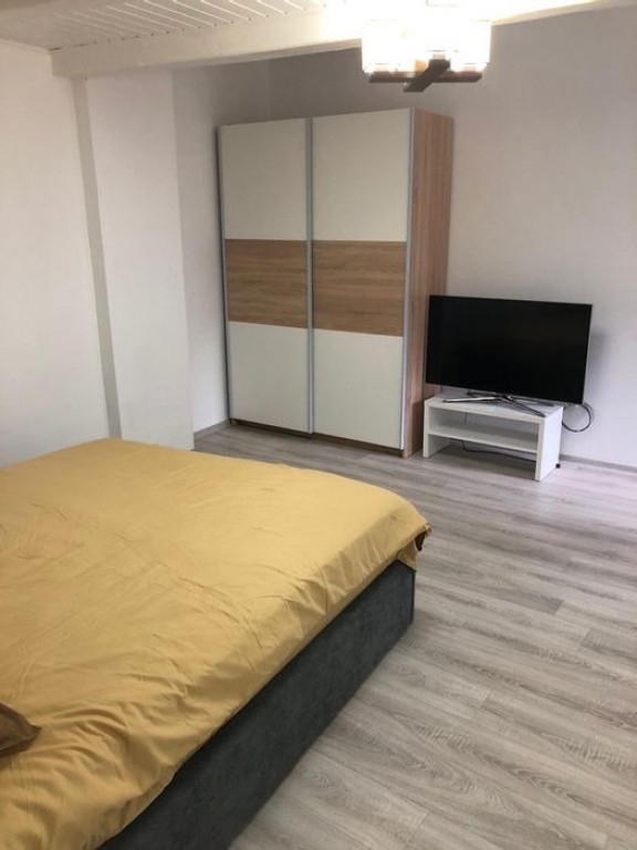 De inchiriat apartament o camera Blascovici