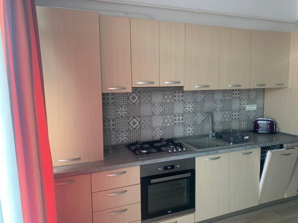 Apartament de închiriat, 58.80 mp, zona Circumvalatiunii
