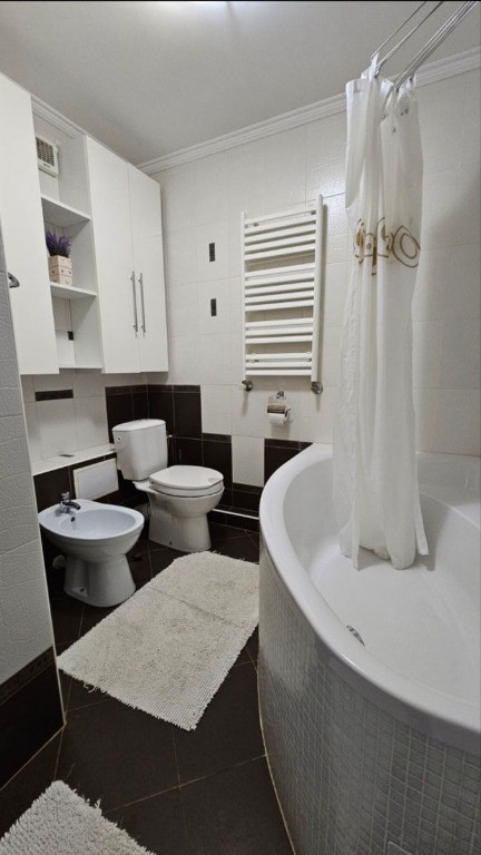 2 camere zona Dambul Rotund