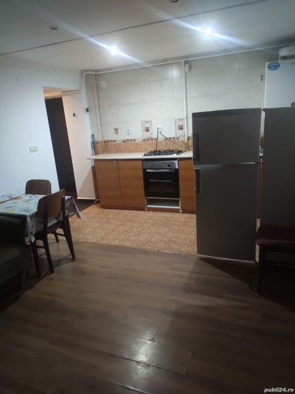 Apartament cu 2 camere in zona Edgar Quinet