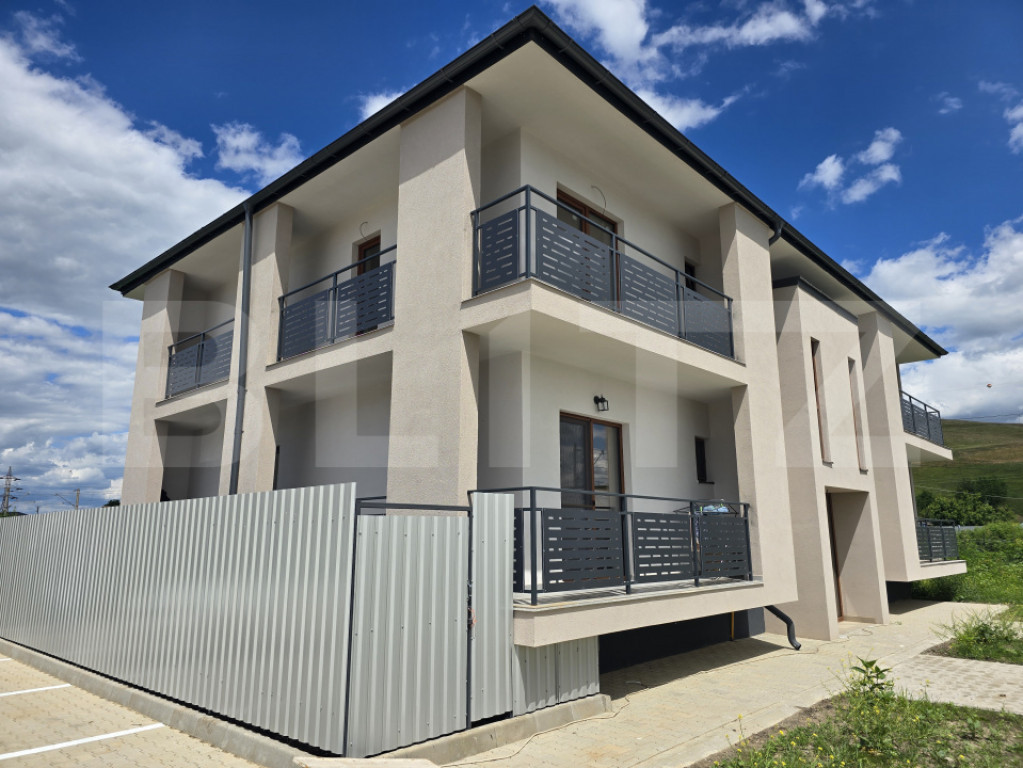 Apartament 3 camere, 51 mp, gradina ~200mp, zona primarie Ap