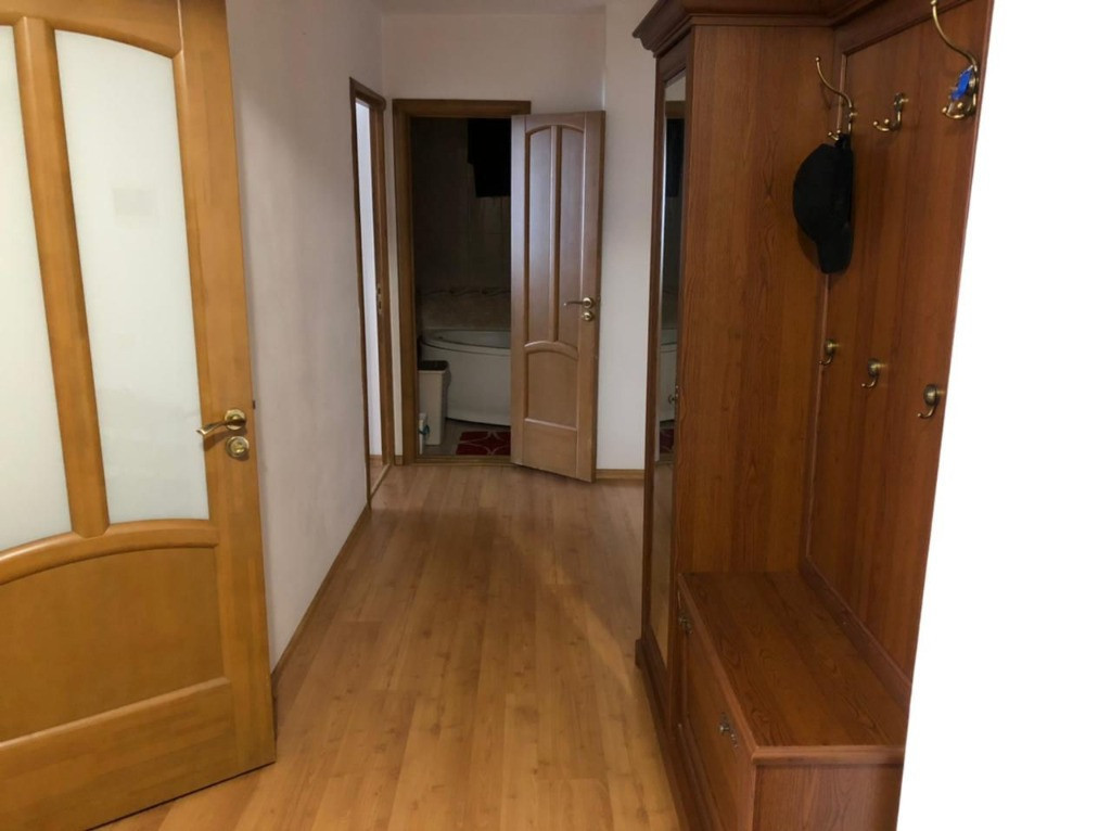2 camere, bloc nou, 65 mp, balcon, aproape de Centru