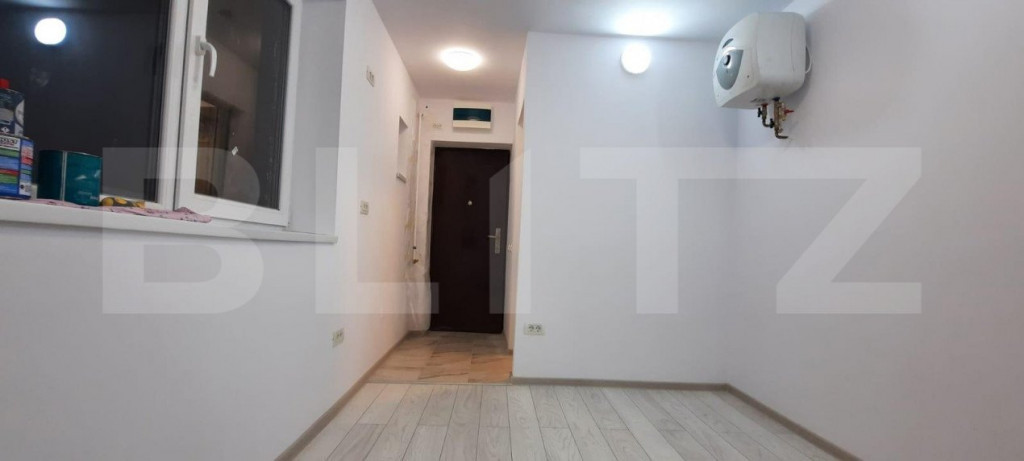 Garsonieră la cheie, zona Debarcader