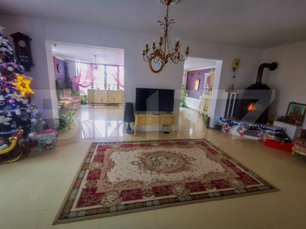 Casă deosebită în Sânpetru, 270 mp utili, 4 dormitoare ?
