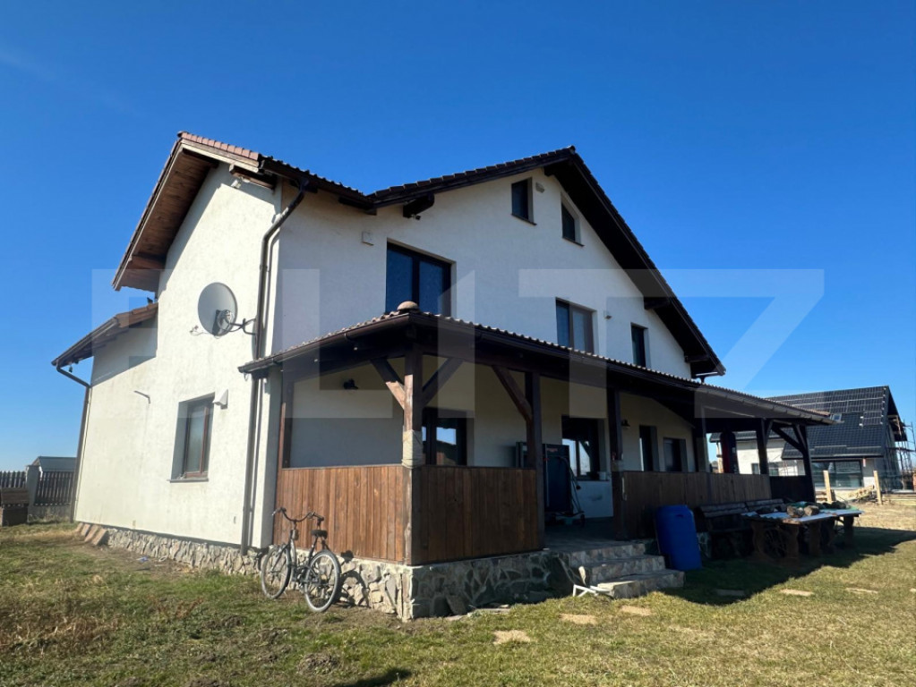 Casă spațioasă cu teren 1000 mp | 5 dormitoare | Terasă