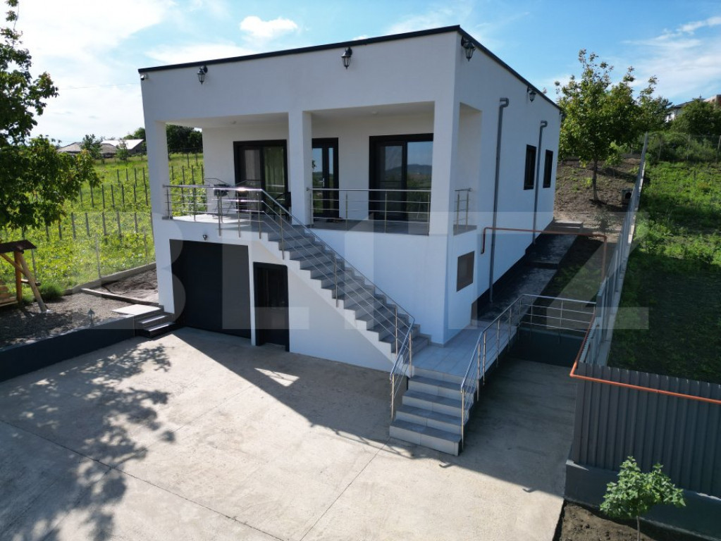 Apartament 4 camere, decomandat, zona Pacurari - Esplanada,