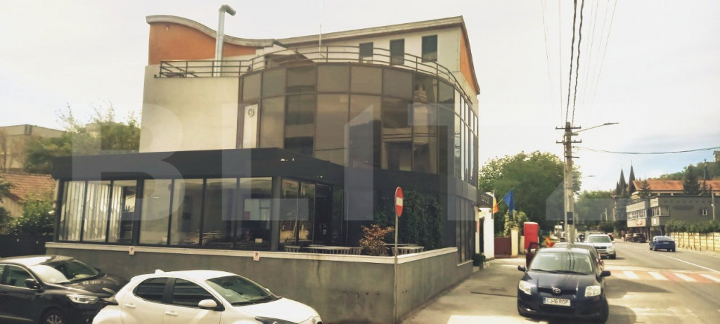 Spatiu 630 MP, activitati tip restaurant, showroom, clinica,