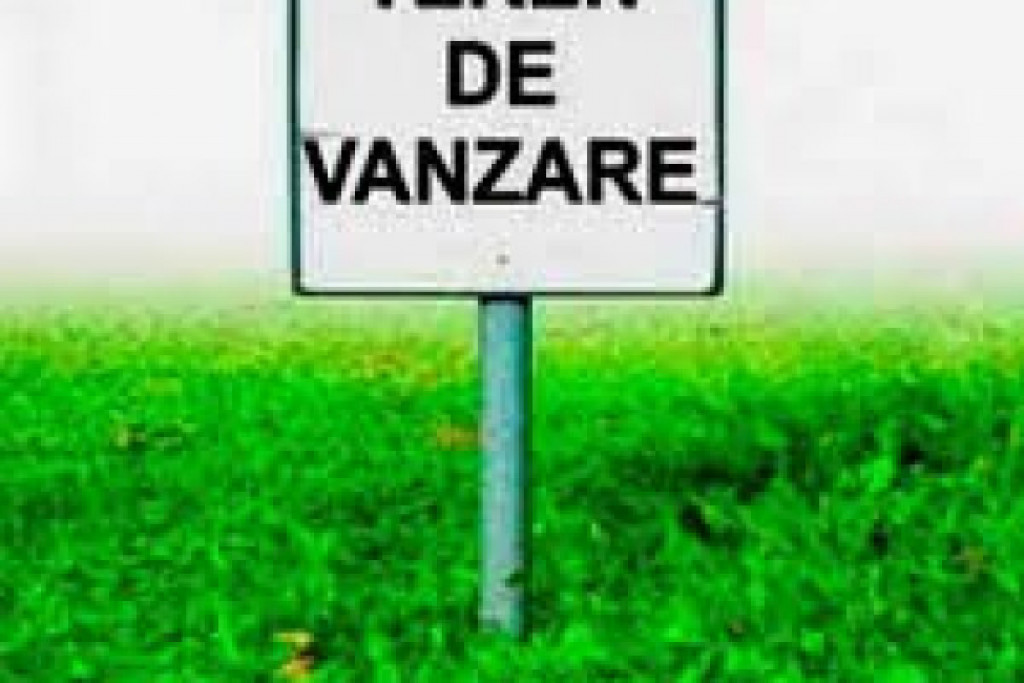 Teren intravilan , 5000mp , iesire la centura Radauti