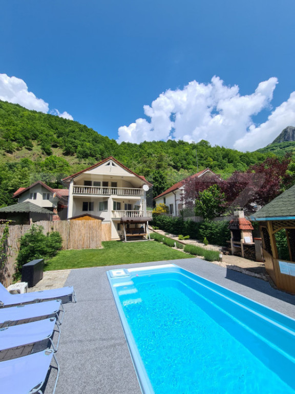 Casă de vacanță în inima naturii – Râmeț, Valea Măn
