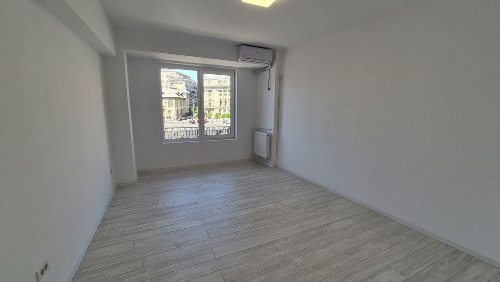 Apartament cu 3 camere 60,15 mp - piata Romana - comision 0%