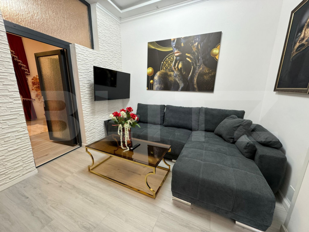 Aprtament de vanzare, decomandat, 3 camere, 83 mp