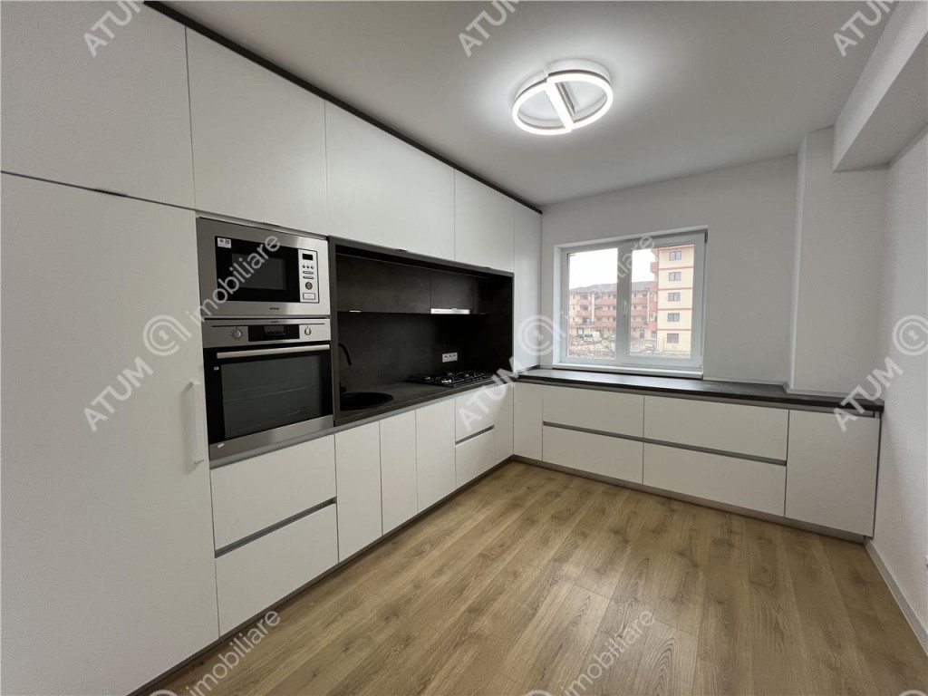 Apartament intabulat cu 2 camere si 2 balcoane pe Calea Suri