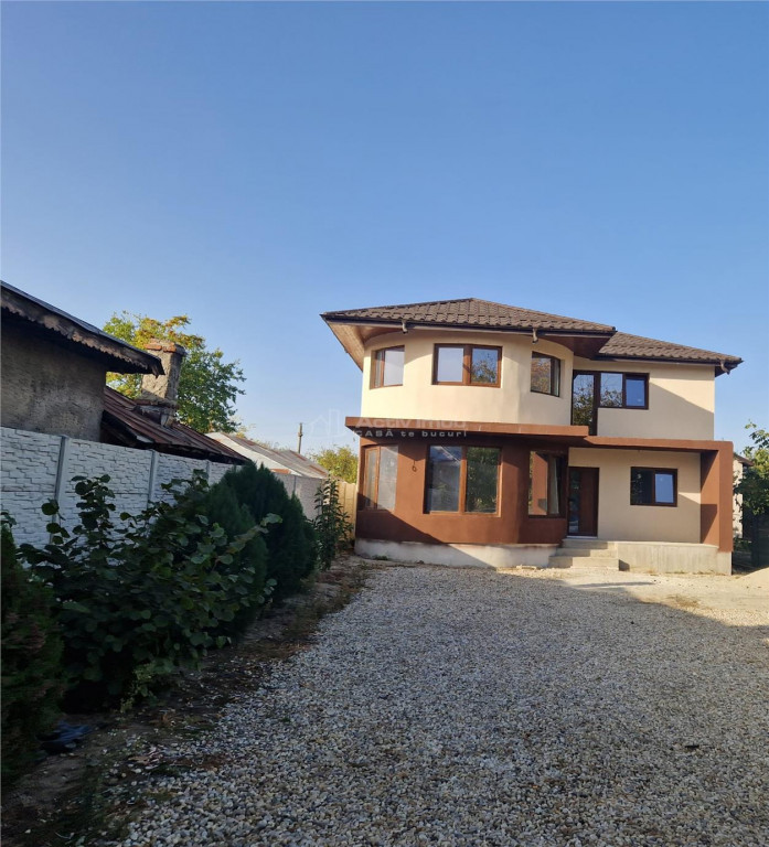 Vila individuala noua de complex privat Sabareni