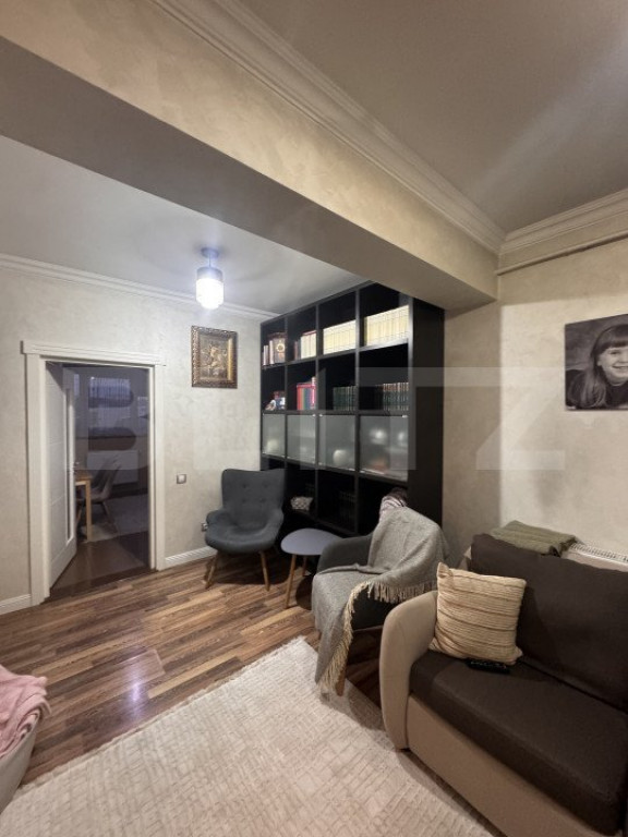 Apartament de vanzare, cu 2 camere, 68 mp, modern, parter, z