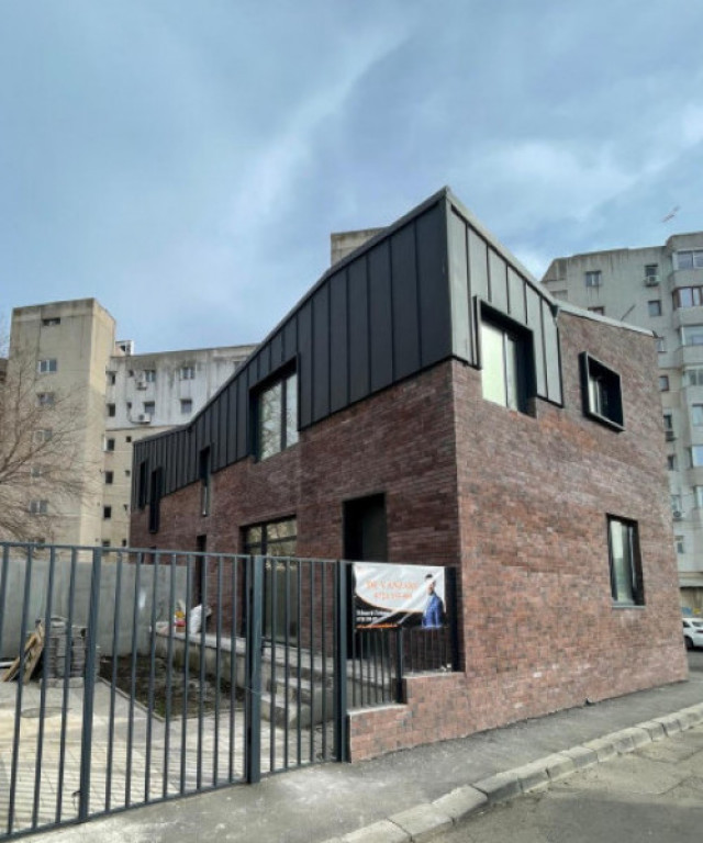 Casă 3 Camere Ovidiu | Teren 335 mp | Ideală pentru Famili