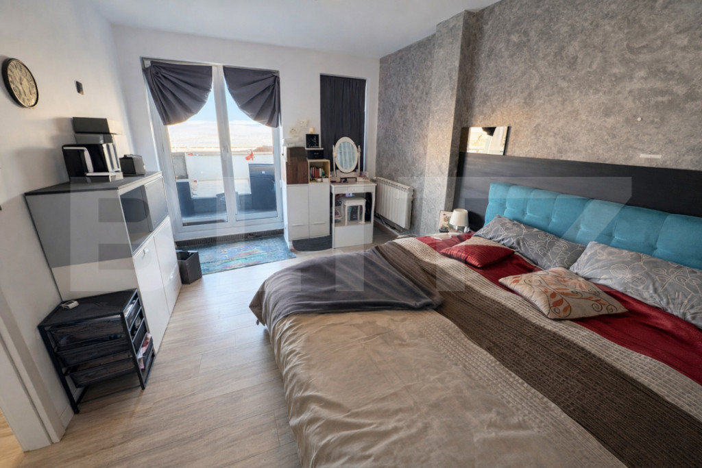 Apartament tip Penthouse, 170mp, parcare, terasa, zona Andre