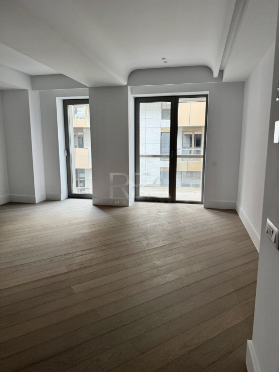 3 camere in Cortina 126 langa Cambridge School