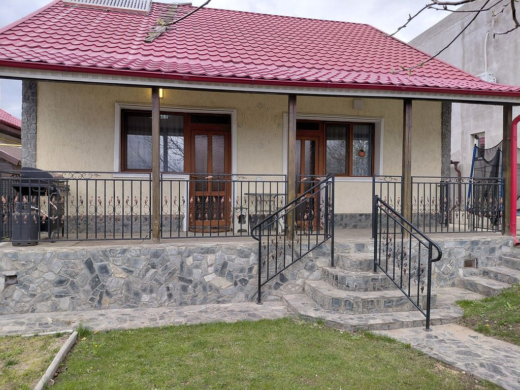 Casă spațioasă și primitoare, Tulucesti!