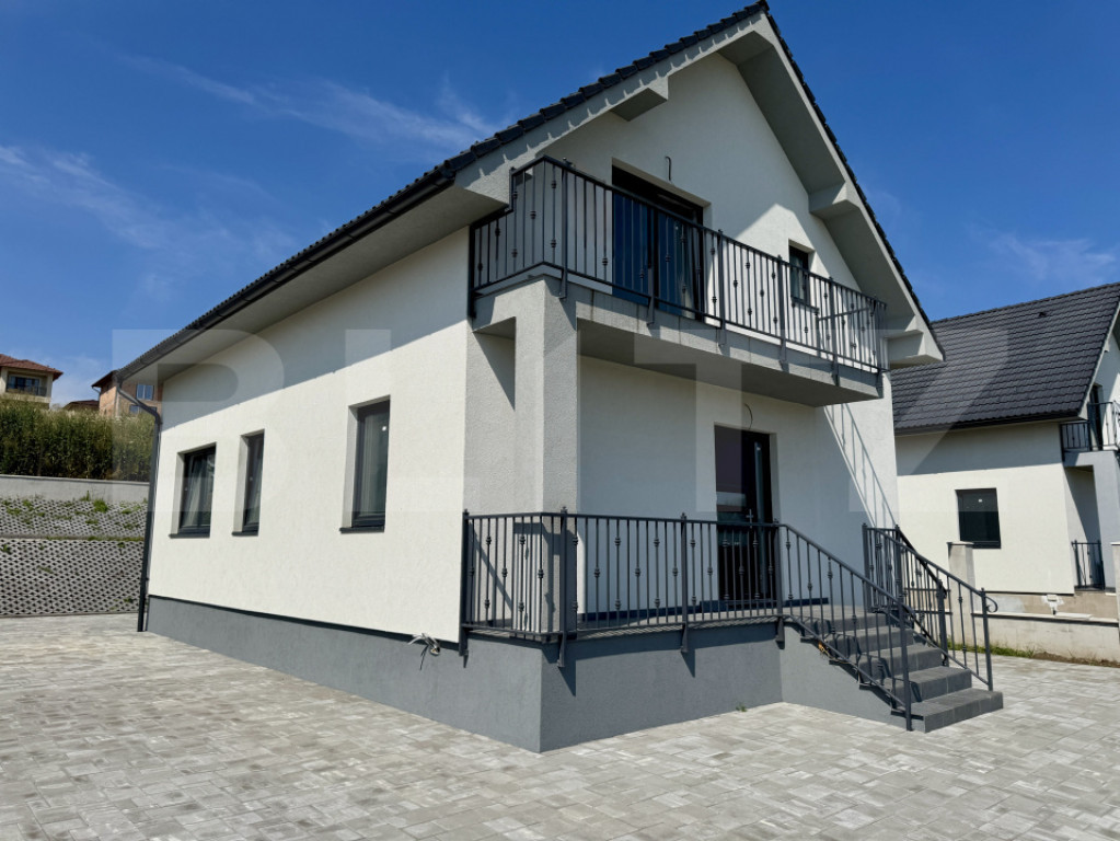 De vanzare casa noua - 135 mp utili si 500 mp teren - Corunc