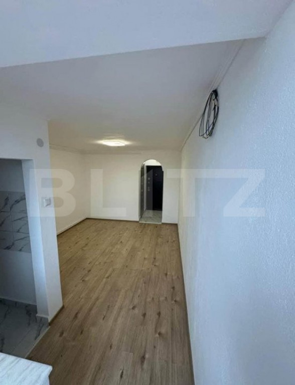 Apartament 1 camera, 24 mp, zona Soarelui