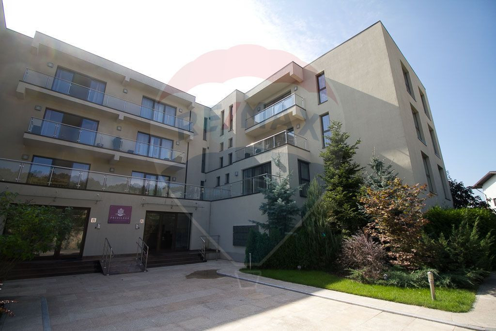 Vânzare Apartament 3 Camere | Piscina | Terasa 13 mp in ...