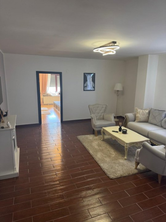Apartament modern, 100mp locuibili , Siret
