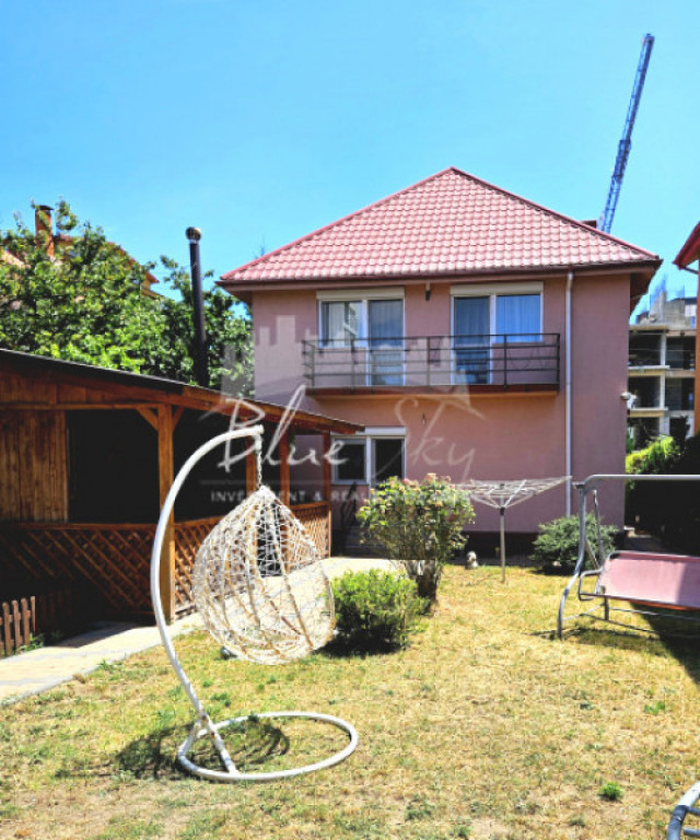 Vila P+1+ pod in Mamaia Sat- Locul unde liniștea se simte a