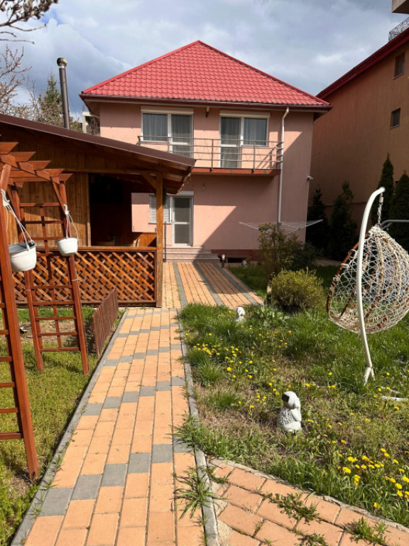 Casă P+1 de vânzare în zona Mamaia Sat | 5 Camere | Teren