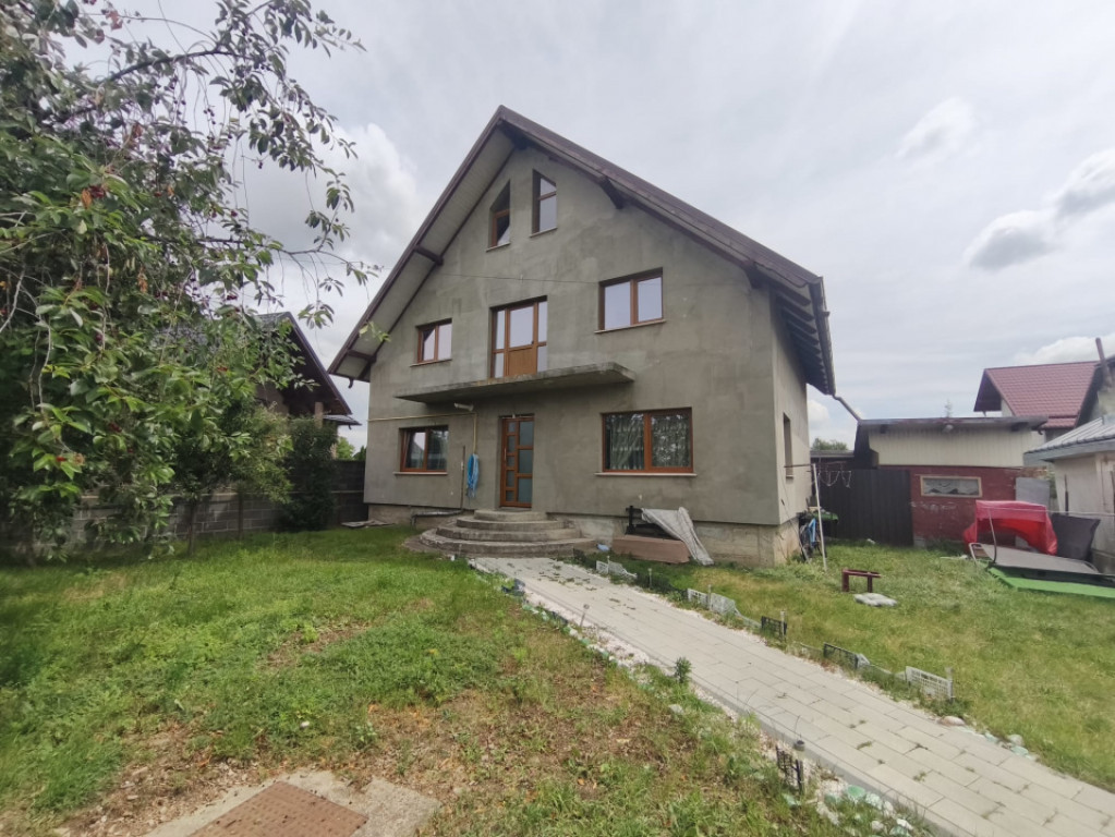 Duplex, semifinisat, 138mp, Radauti