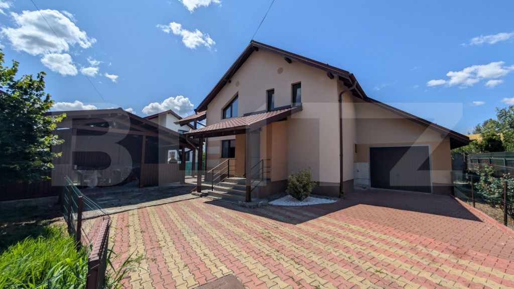 Casa de vanzare, 295 mp, zona Central