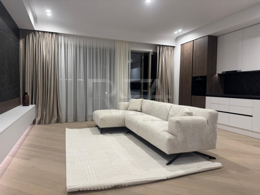 3 camere | Loc de parcare | Cortina 126\Erou Iancu Nicolae\V