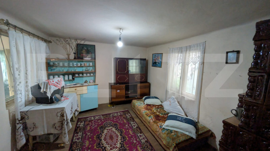 Bucșani 80mp, teren 2540mp casă de renovat