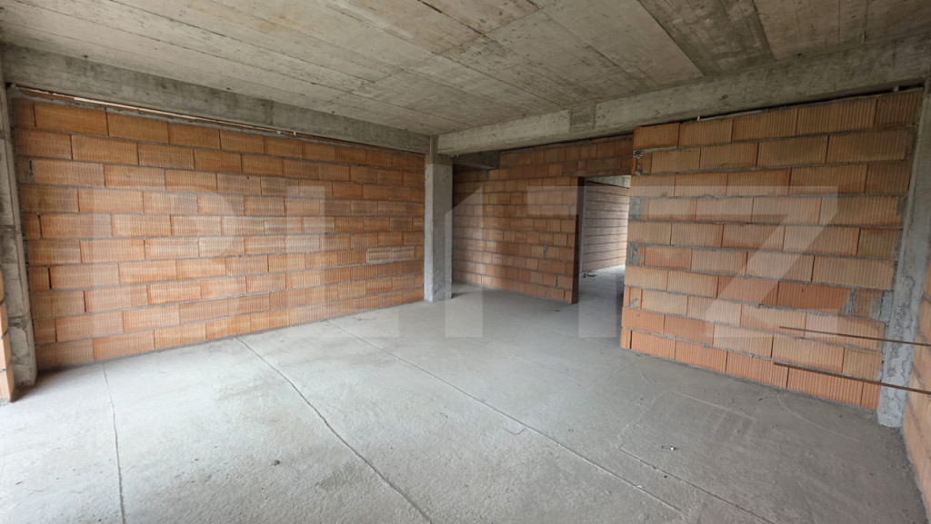 Apartament de vânzare37.20+ terasa 6,7 mp ceramica – bloc