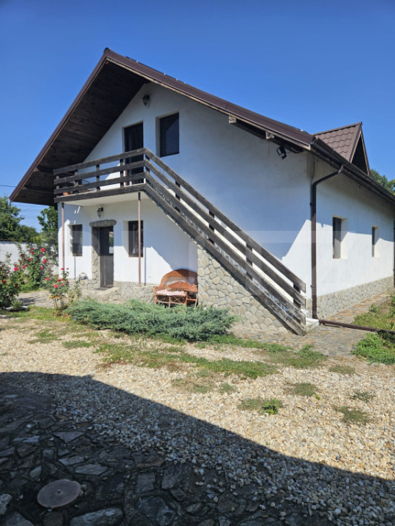 Casă individuală de vânzare în exclusivitate – Tomsani