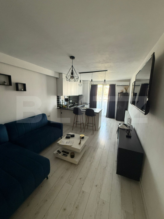 Apartament modern cu 2 camere, parcare – la cheie, în blo