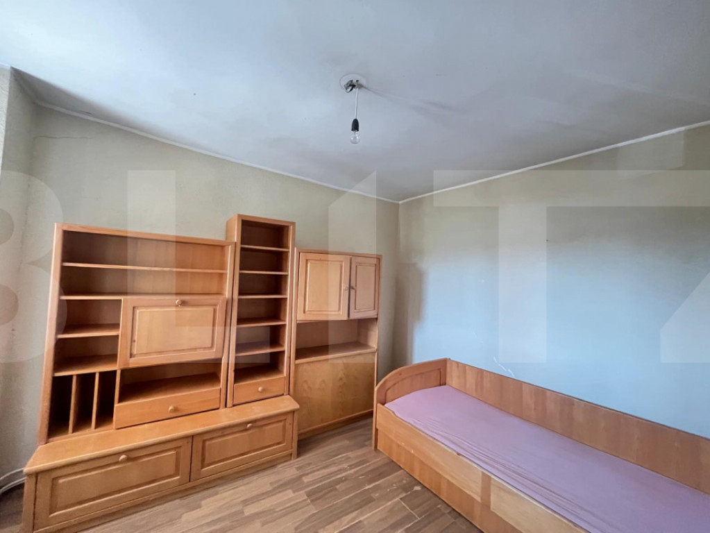Apartament cu 3 camere si garaj, Botosani