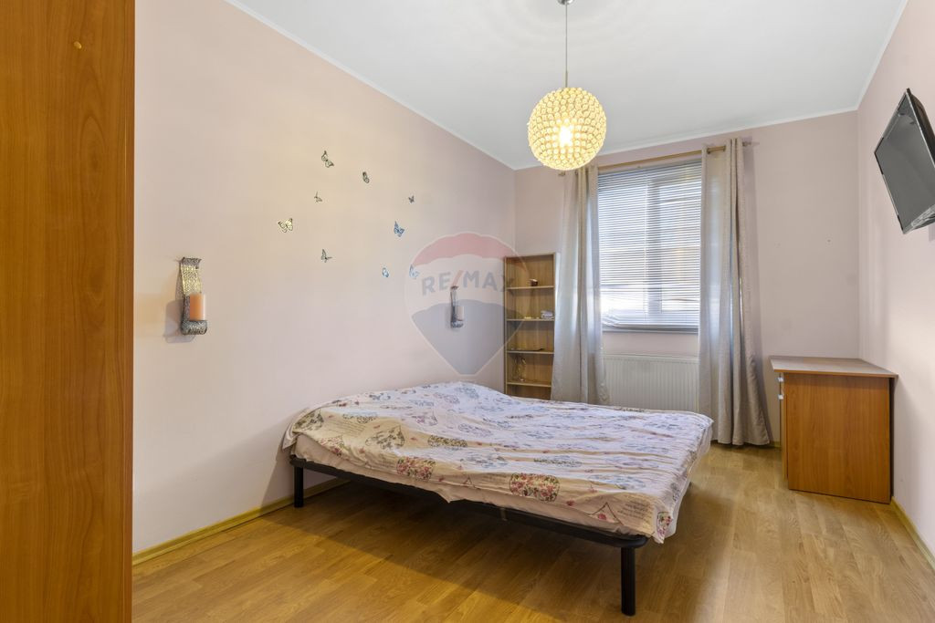 Apartament cu 2 dormitoare de inchiriat langa Universitat...