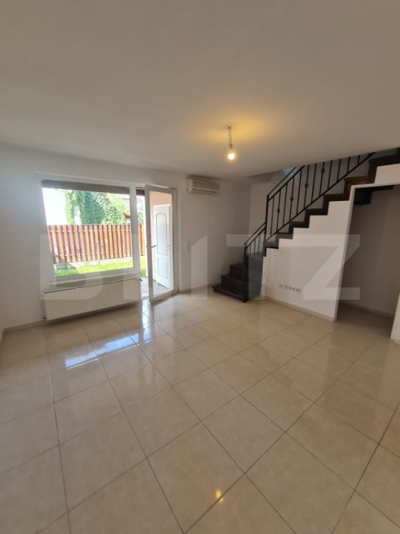 Casa insiruita, 4 camere, 80 mp, gradina, 2 terase, zona Som