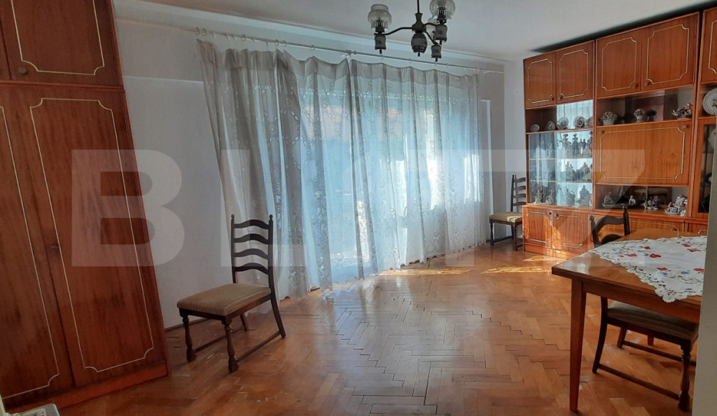 Apartament de vanzare, zona Carpati 2,suprafata 53,5 mp Satu