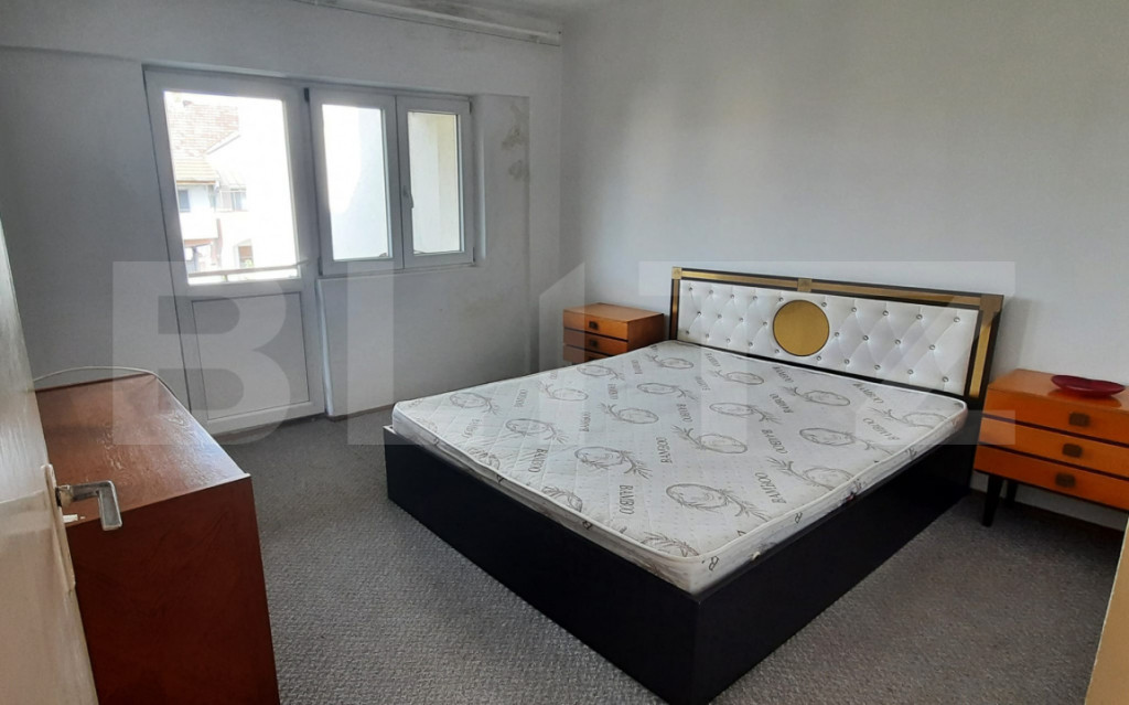 Apartament de vanzare, zona Carpati 2,suprafata 53,5 mp Satu