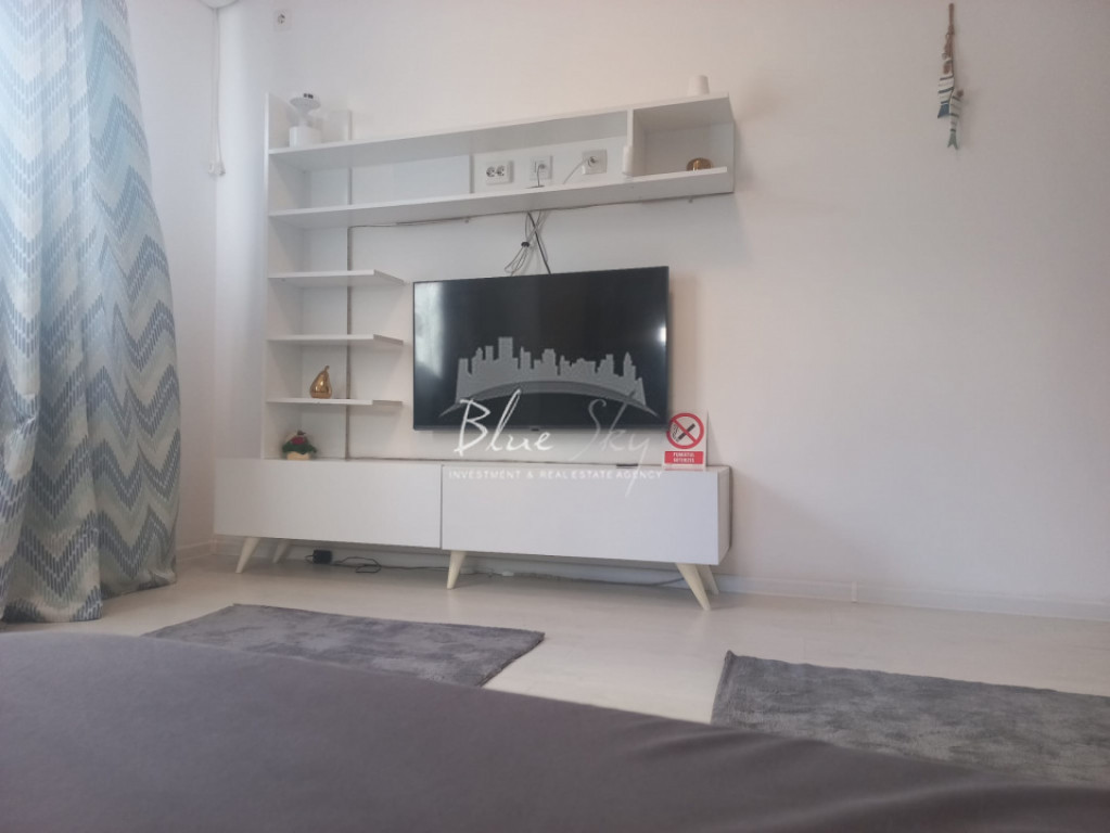 Campus -Studio decomandat cu bucătărie separată, loc de